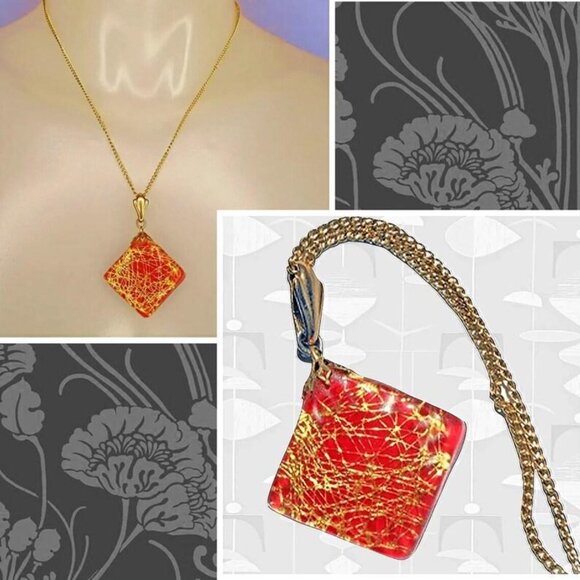 Vintage Lucite Pendants, Confetti, Glitter, Sealife Embedded Lucites 40s 1940s - Picture 2 of 14